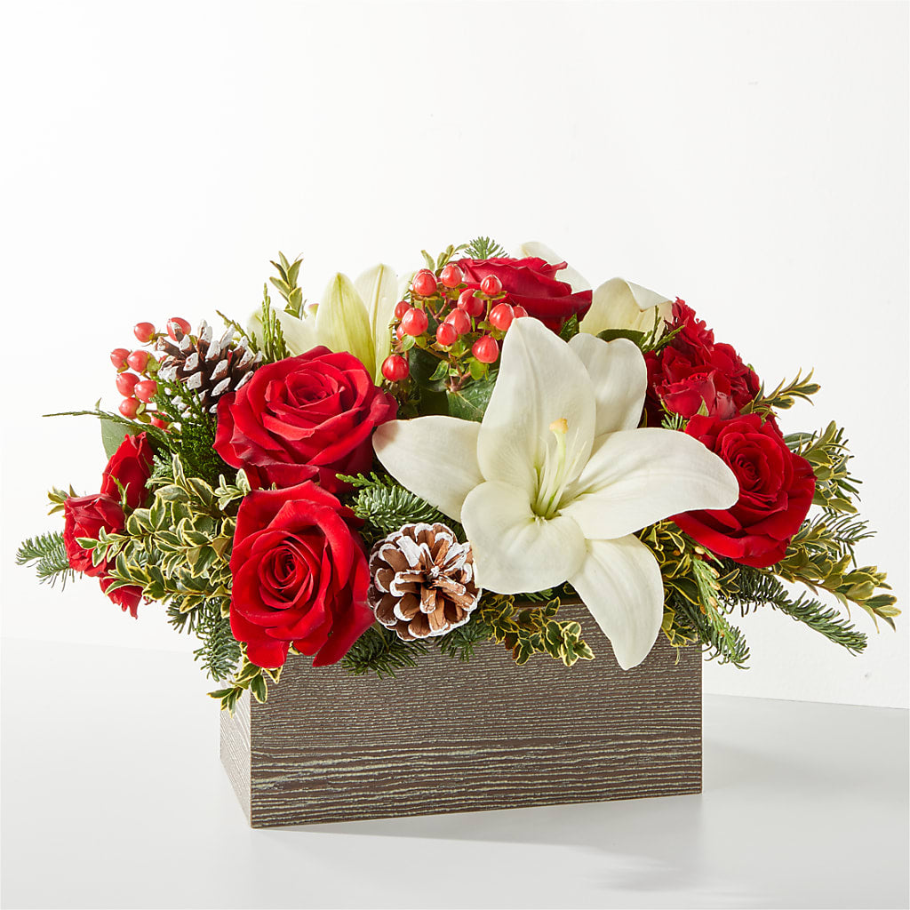 Snowy Wonderland Bouquet – DESIGNER'S TOUCH FLORIST & GIFT SHOP LLC, West Union SC