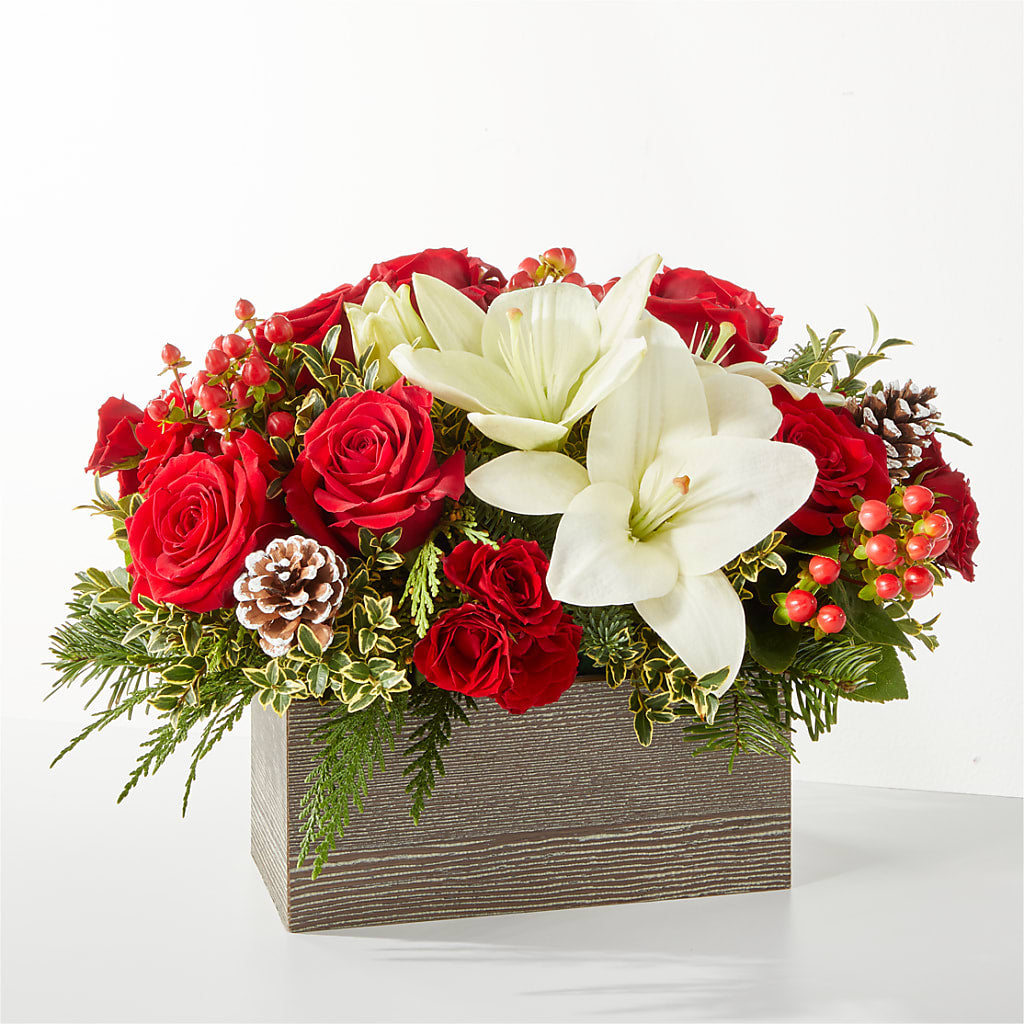 Snowy Wonderland Bouquet – DESIGNER'S TOUCH FLORIST & GIFT SHOP LLC, West Union SC