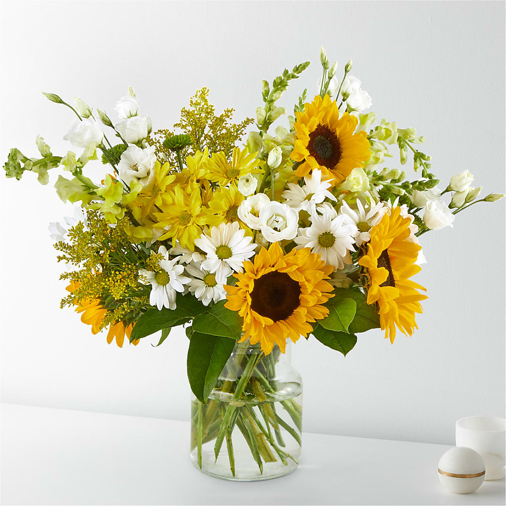 Hello Sunshine Bouquet – DESIGNER'S TOUCH FLORIST & GIFT SHOP LLC, West Union SC