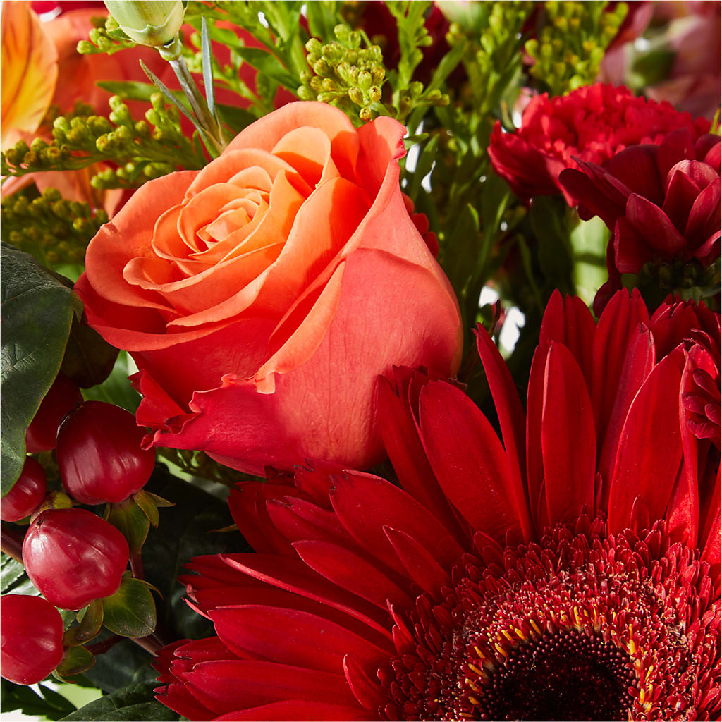 Sweater Season - A Florist Original – DESIGNER'S TOUCH FLORIST & GIFT SHOP LLC, West Union SC
