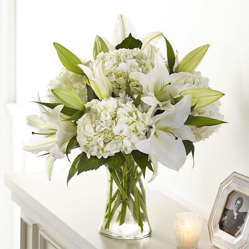 Compassionate Lily Bouquet – DESIGNER'S TOUCH FLORIST & GIFT SHOP LLC, West Union SC