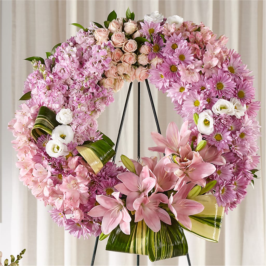 Gift of Warmth Wreath – DESIGNER'S TOUCH FLORIST & GIFT SHOP LLC, West Union SC