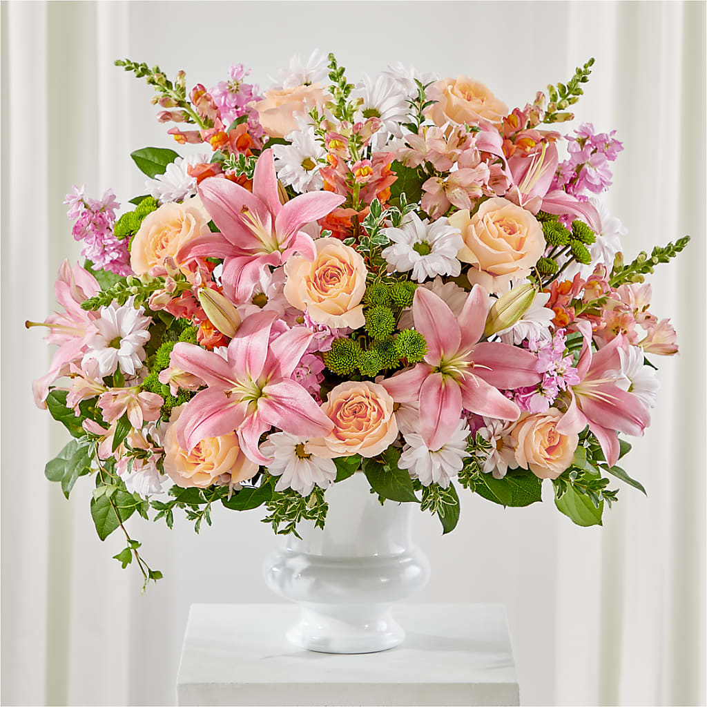 Heartfelt Gesture Urn Arrangement – DESIGNER'S TOUCH FLORIST & GIFT SHOP LLC, West Union SC