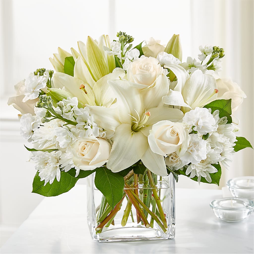 Gentle Breeze Bouquet – DESIGNER'S TOUCH FLORIST & GIFT SHOP LLC, West Union SC