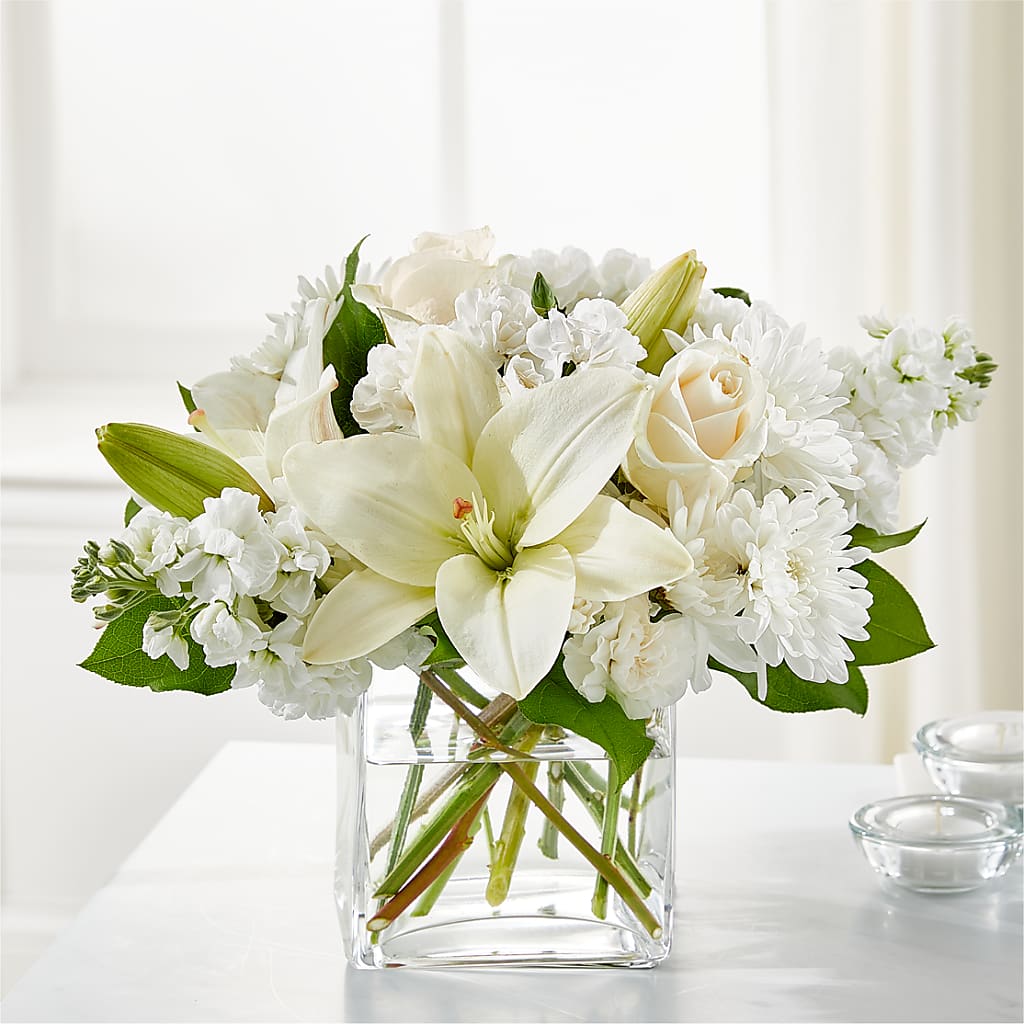Gentle Breeze Bouquet – DESIGNER'S TOUCH FLORIST & GIFT SHOP LLC, West Union SC