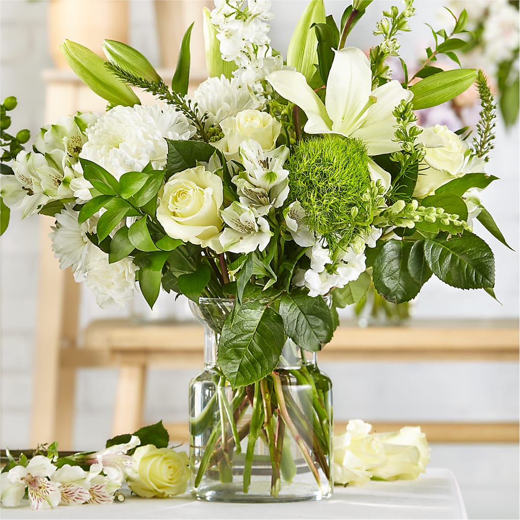Classic Ivory – A Florist Original – DESIGNER'S TOUCH FLORIST & GIFT SHOP LLC, West Union SC