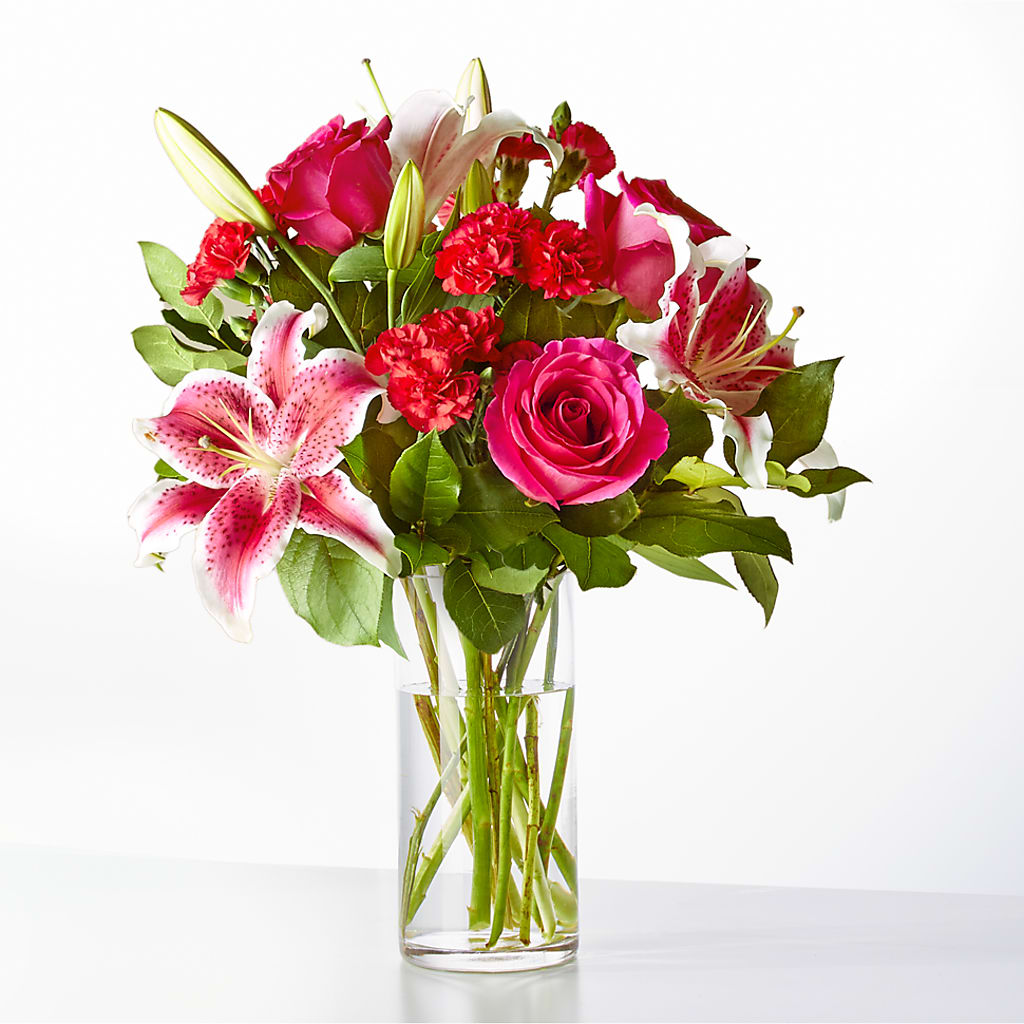 Love at First Sight Bouquet – DESIGNER'S TOUCH FLORIST & GIFT SHOP LLC, West Union SC