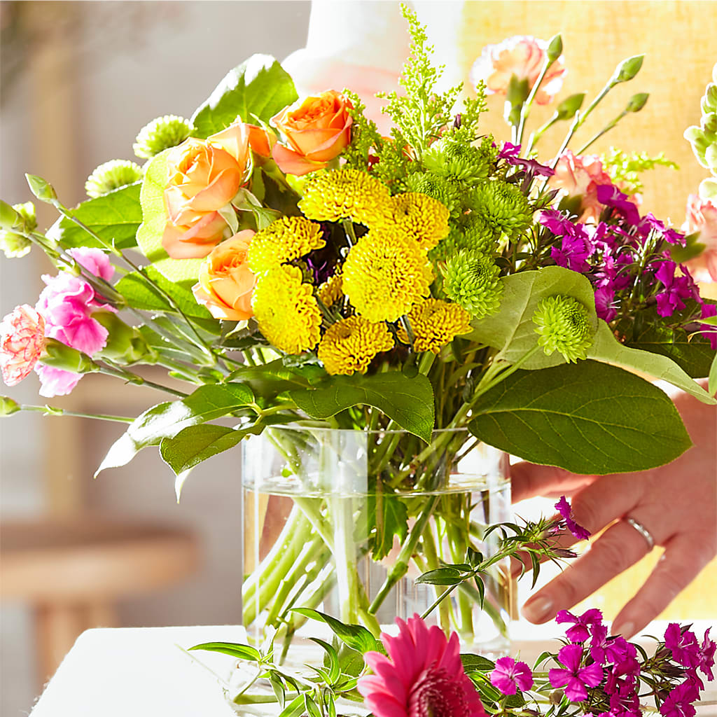 Bold & Bright – A Florist Original – DESIGNER'S TOUCH FLORIST & GIFT SHOP LLC, West Union SC