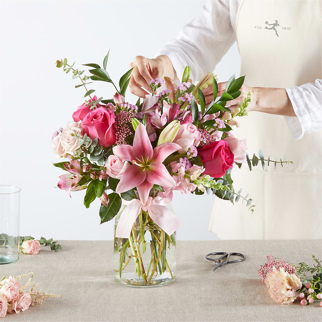 Pink Ribbon - A Florist Original – DESIGNER'S TOUCH FLORIST & GIFT SHOP LLC, West Union SC