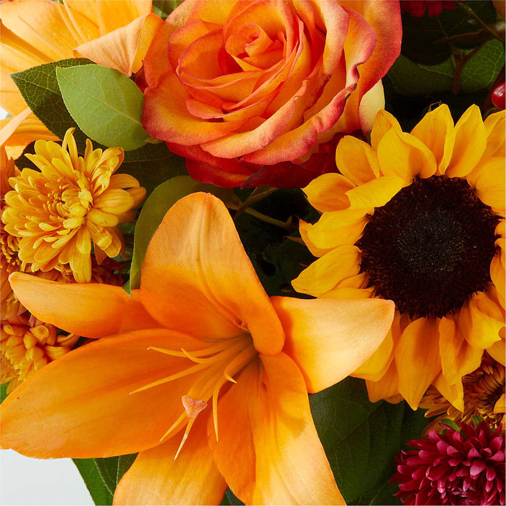 Grateful Centerpiece – DESIGNER'S TOUCH FLORIST & GIFT SHOP LLC, West Union SC