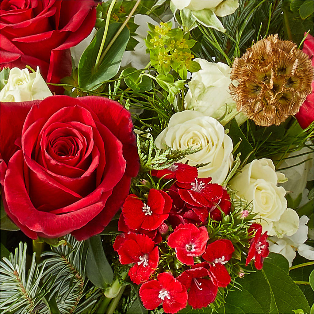 Deck the Halls Bouquet – DESIGNER'S TOUCH FLORIST & GIFT SHOP LLC, West Union SC