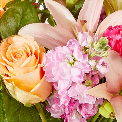 Bisous Bouquet – DESIGNER'S TOUCH FLORIST & GIFT SHOP LLC, West Union SC