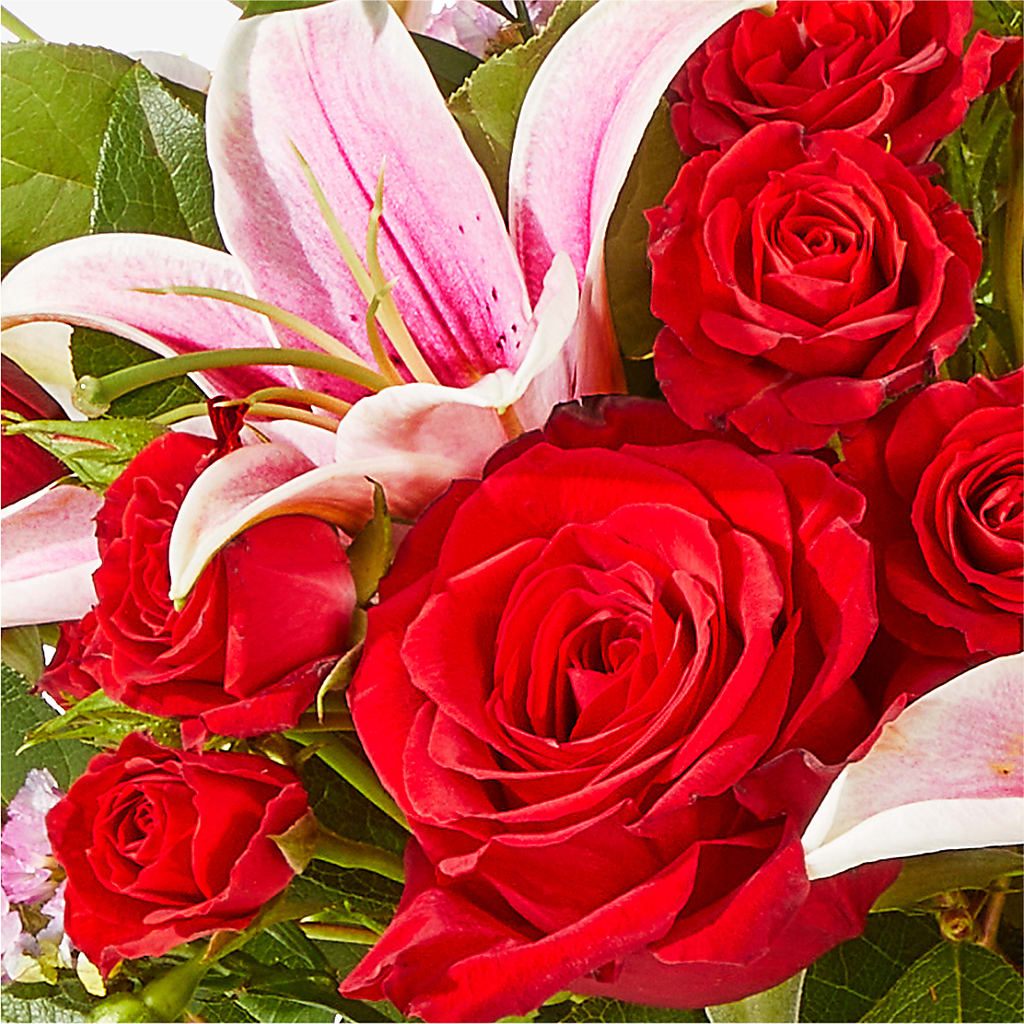 Hopeless Romantic Bouquet – DESIGNER'S TOUCH FLORIST & GIFT SHOP LLC, West Union SC